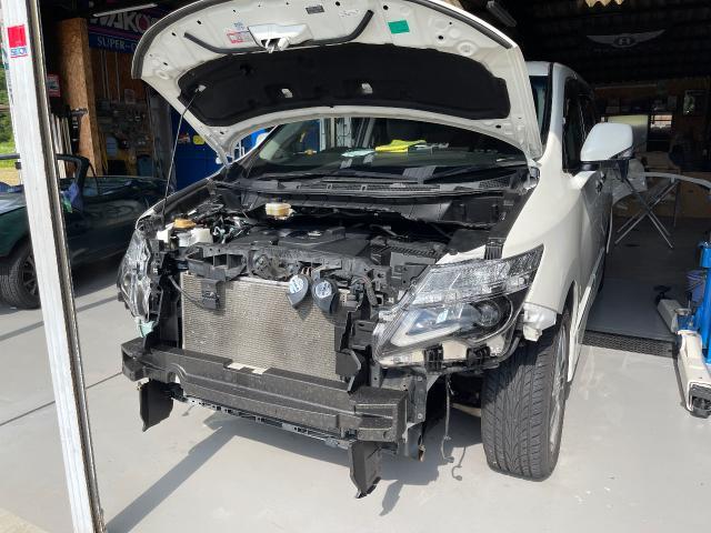 日産　エルグランド　カスタム 後期フェイス　車検・整備・修理・メンテナンス・タイヤ交換・持込パーツ取付　大歓迎　南丹市　亀岡市　西京区　京都府