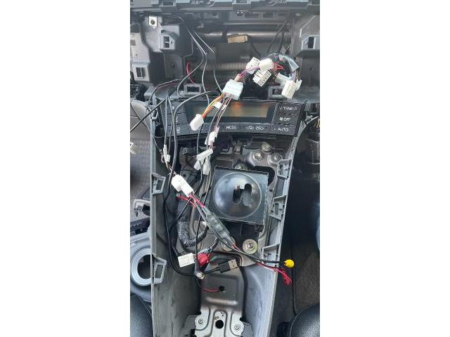 トヨタ　プリウス　カーナビ・ETC・ドラレコ取付　アンドロイドナビ　車検・整備・修理・メンテナンス・タイヤ交換・持込パーツ取付　大歓迎　南丹市　亀岡市　西京区　京都府