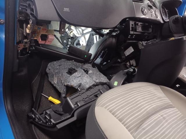 ルノー　カングー　納車点検整備　京都府　京都市　輸入車　外車　修理　車検　メンテナンス　カスタム　タイヤ交換　オイル交換　宇治市　長岡京市　亀岡市　大津市　草津市　守山市　栗東市　茨木市　高槻市　奈良市
