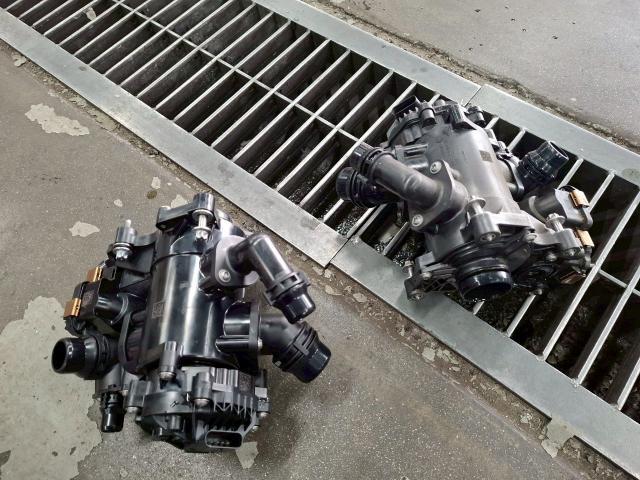 ＢＭＷ　Ｘ１　エンジン関連修理・整備　冷却水漏れ　クーラント漏れ　京都府　京都市　輸入車　外車　修理　車検　メンテナンス　カスタム　タイヤ交換　オイル交換　宇治市　長岡京市　亀岡市　大津市　草津市　守山市　栗東市　茨木市　高槻市　奈良市