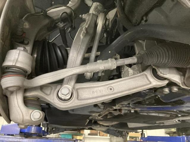 アウディ　Ｑ５　納車点検整備　車検整備　京都府　京都市　輸入車　外車　修理　車検　メンテナンス　カスタム　タイヤ交換　オイル交換　宇治市　長岡京市　亀岡市　大津市　草津市　守山市　栗東市　茨木市　高槻市　奈良市