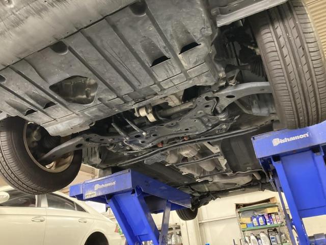 マツダ　アクセラ　車検　京都府　京都市　輸入車　外車　修理　車検　メンテナンス　カスタム　タイヤ交換　オイル交換　宇治市　長岡京市　亀岡市　大津市　草津市　守山市　栗東市　茨木市　高槻市　奈良市