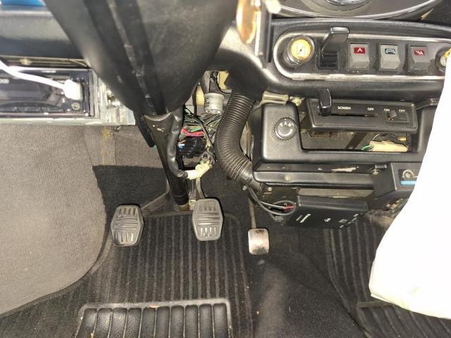 ローバー　ＭＩＮＩ　内装補修・修理　ミニクーパー　ウィンカーリレー　交換　京都府　京都市　輸入車　外車　修理　車検　メンテナンス　カスタム　タイヤ交換　宇治市　長岡京市　亀岡市　大津市　草津市　守山市　栗東市　茨木市　高槻市　奈良市