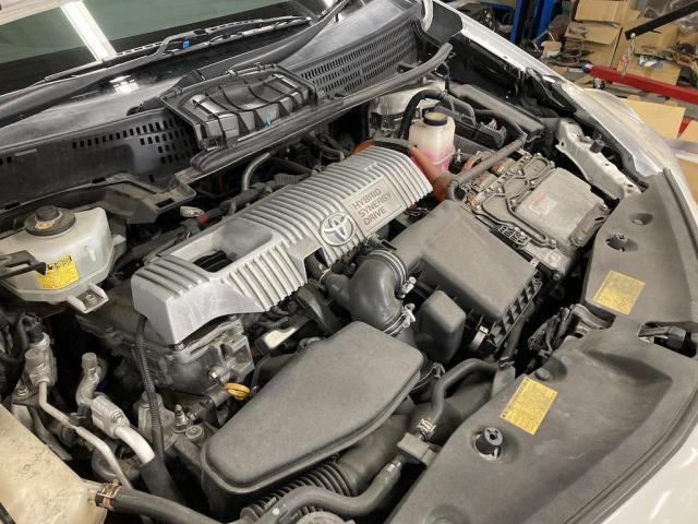 トヨタ　プリウスα　車検　京都府　京都市　輸入車　外車　修理　車検　メンテナンス　カスタム　タイヤ交換　宇治市　長岡京市　亀岡市　大津市　草津市　守山市　栗東市　茨木市　高槻市　奈良市