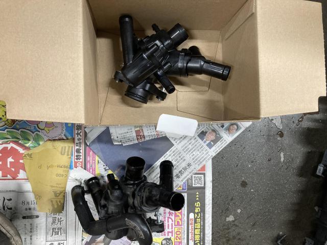 メルセデス・ベンツ　Ａクラス　エンジン関連修理・整備　水漏れ　京都府　京都市　輸入車　外車　修理　車検　メンテナンス　カスタム　タイヤ交換　宇治市　長岡京市　亀岡市　大津市　草津市　守山市　栗東市　茨木市　高槻市　奈良市