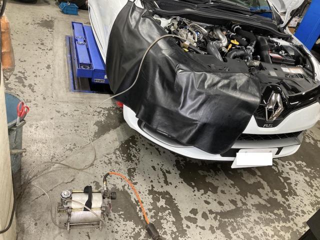 ルノー　ルーテシア　車検　京都府　京都市　輸入車　外車　修理　車検　メンテナンス　カスタム　タイヤ交換　宇治市　長岡京市　亀岡市　大津市　草津市　守山市　栗東市　茨木市　高槻市　奈良市