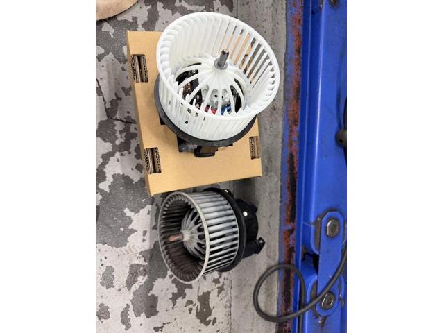 ボルボ　Ｖ７０　エンジン関連修理・整備　京都府　京都市　輸入車　外車　修理　車検　メンテナンス　カスタム　タイヤ交換　宇治市　長岡京市　亀岡市　大津市　草津市　守山市　栗東市　茨木市　高槻市　奈良市