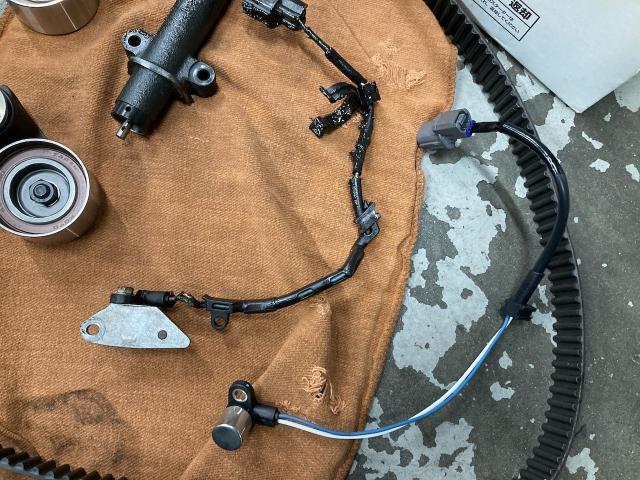 ホンダ　ラグレイト　エンジン関連修理・整備　ベルト　交換　セルモーター　京都府　京都市　輸入車　外車　修理　車検　メンテナンス　カスタム　タイヤ交換　宇治市　長岡京市　亀岡市　大津市　草津市　守山市　栗東市　茨木市　高槻市　奈良市