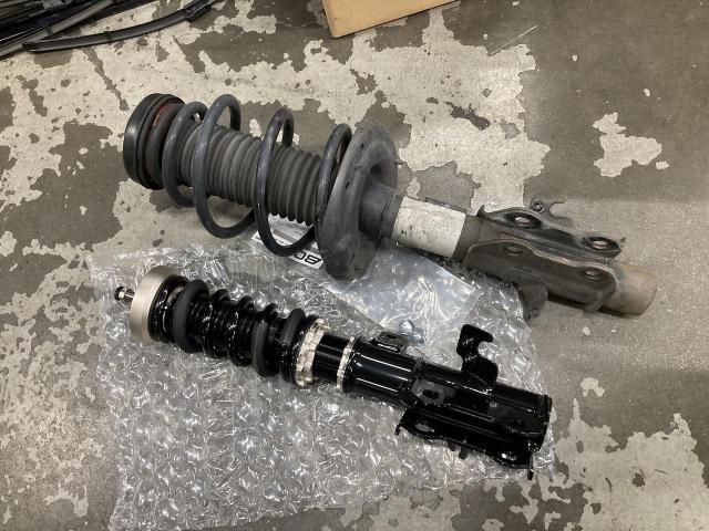 シボレー　シボレーカマロ　カスタム　京都府　京都市　輸入車　外車　修理　車検　メンテナンス　カスタム　タイヤ交換　宇治市　長岡京市　亀岡市　大津市　草津市　守山市　栗東市　茨木市　高槻市　奈良市