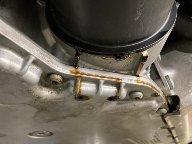 ポルシェ　マカン　エンジン関連修理・整備　京都府　京都市　輸入車　外車　修理　車検　メンテナンス　カスタム　タイヤ交換　宇治市　長岡京市　亀岡市　大津市　草津市　守山市　栗東市　茨木市　高槻市　奈良市