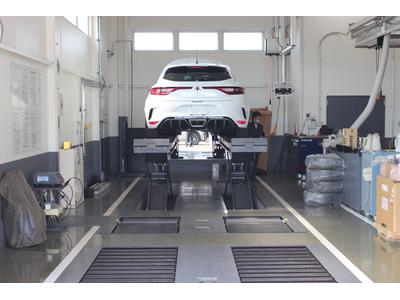 自社民間車検場を完備！