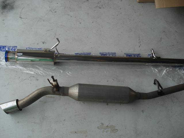 山形県酒田市、部品持込大歓迎ジャックロード、トヨタ・ヴェルファイアに部品持込みにてマフラー交換作業依頼。