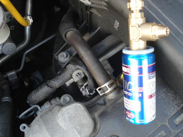 山形県酒田市、部品持込大歓迎ジャックロード、スズキ・スイフトにワコーズのＲＥＣＳとパワーエアコンプラスを施工。