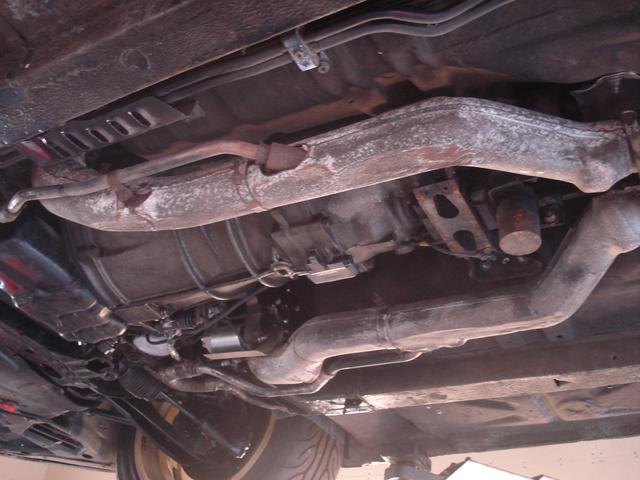 山形県酒田市部品持込大歓迎のジャックロード、日産フェアレディＺに柿本改マフラー交換