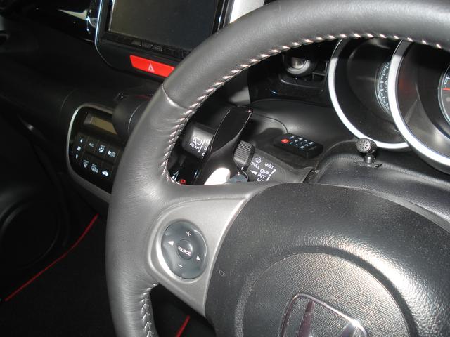 山形県酒田市、部品持込み大歓迎、車好き応援する車屋ジャックロード、ホンダ・ＮＢＯＸにロングパドルシフト取付