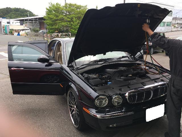 ジャガー XJ8 エアコン 故障 修理 整備 ガス 補充 