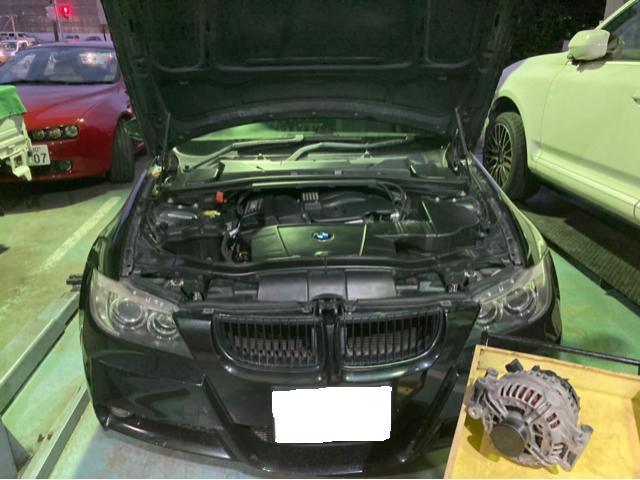 BMW　3シリーズ　320 ツーリング　チャージランプ点灯　エンジン異音　バッテリー上がり　エンスト　アイドリング不調